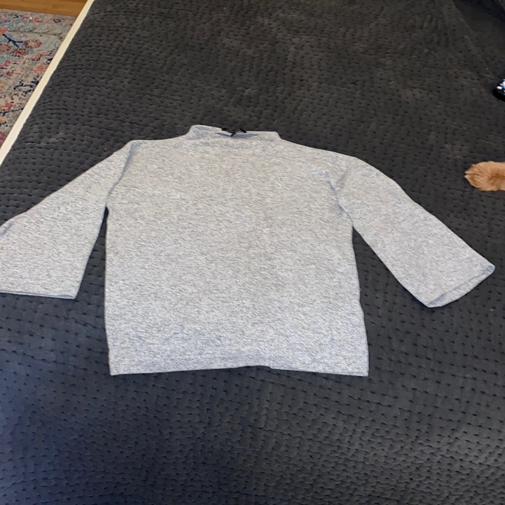 Banana republic gray long sleeve light sweater